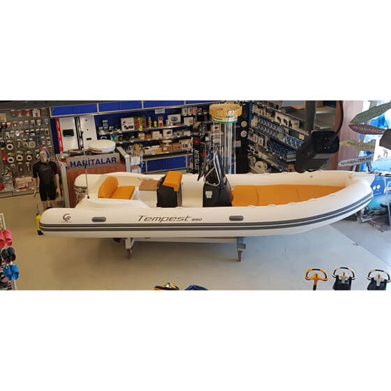RIB - Top LINE- 650 Sun - Karbon Dokulu Kırık Beyaz - Safran Döşeme Görseli